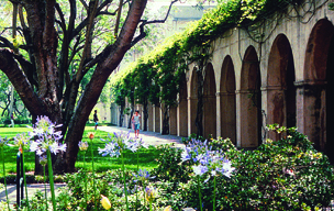 Caltech Corridor (Courtesy of Pasedena Convention and Visitors Bureau)